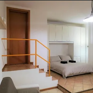  Apartamento Farolfi Carracci Italia