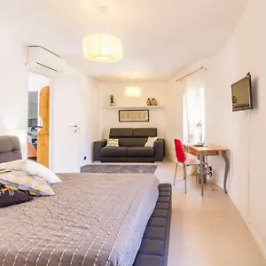  Apartamento Antico Rione Italia